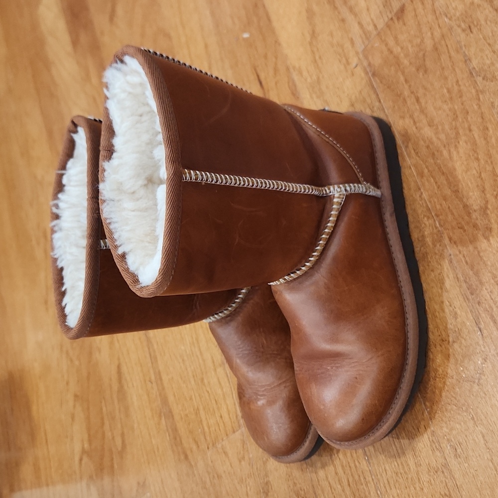 UGG leather boots‎